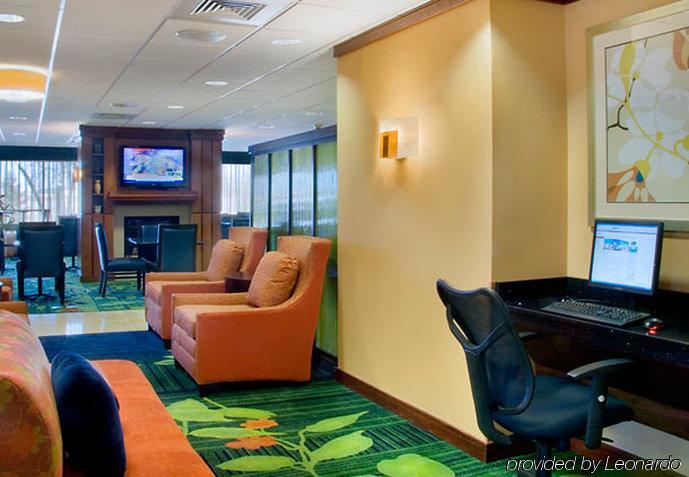 Fairfield & By Marriott West/middleton