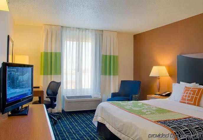 Fairfield & By Marriott West/middleton Hotel Madison